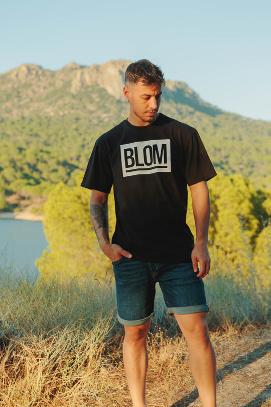 Camiseta Box Logo Negro/Blanco