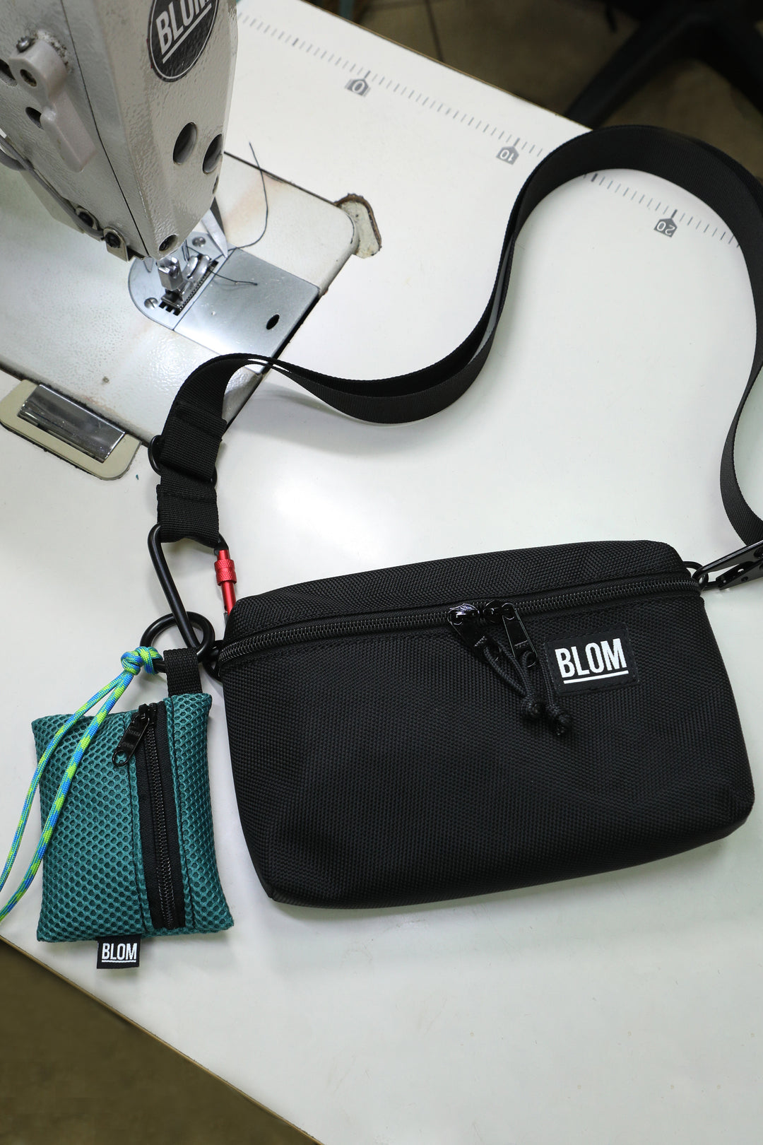 Bolso Numa Negro (Monedero de regalo)