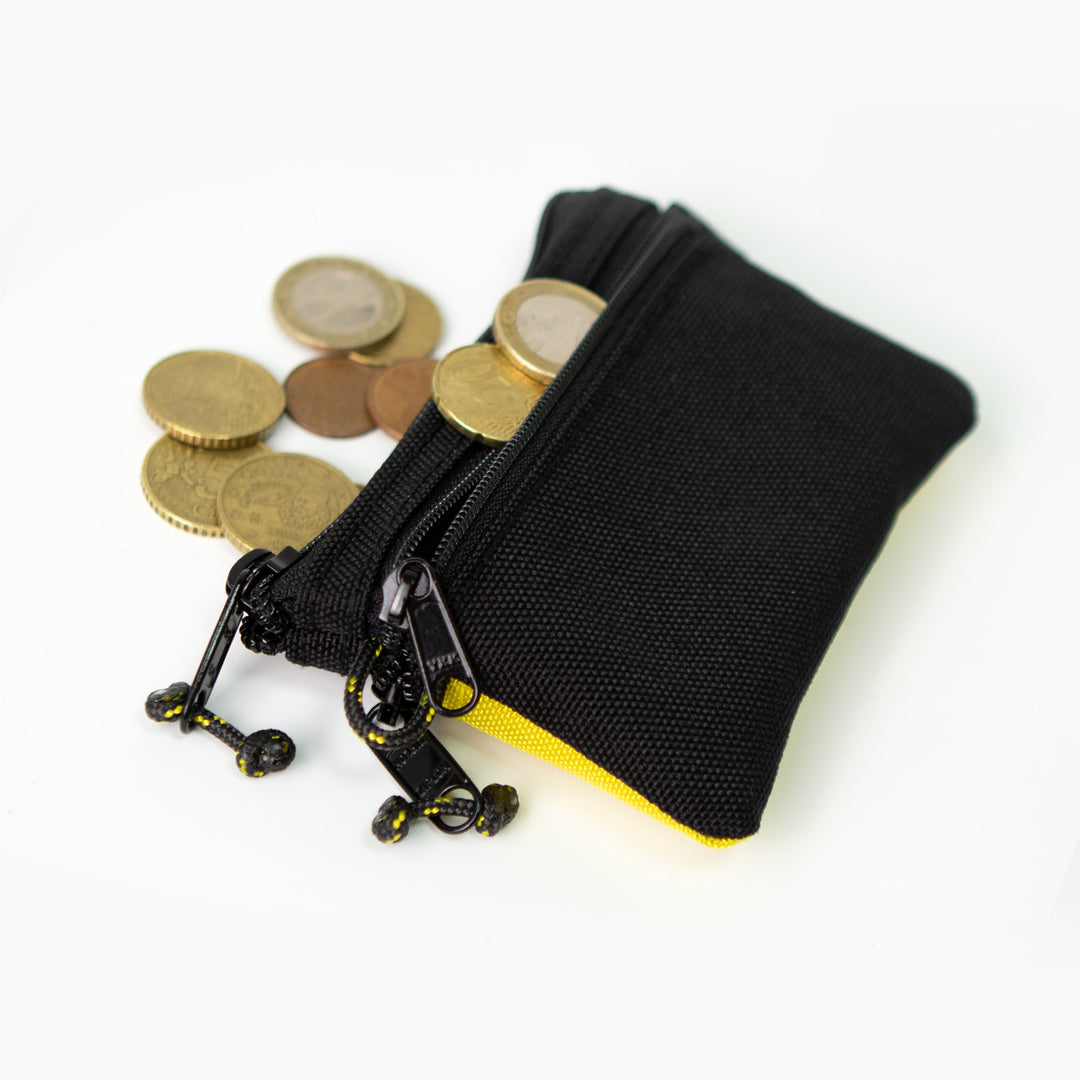 Zipped 2.0 Amarillo/Negro