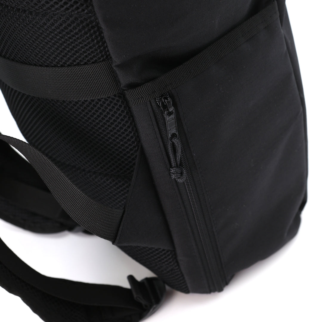 Mochila Roll-Top Negra 7º Aniversario