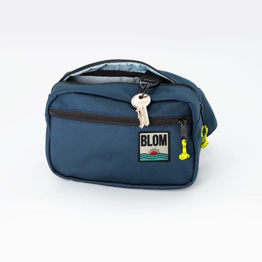 HX1 Blue 3.5 L Waist Bag