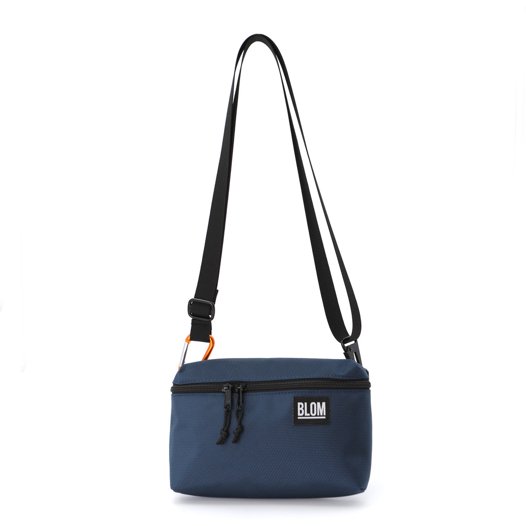 Bolso Numa Azul
