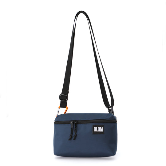 Bolso Numa Azul