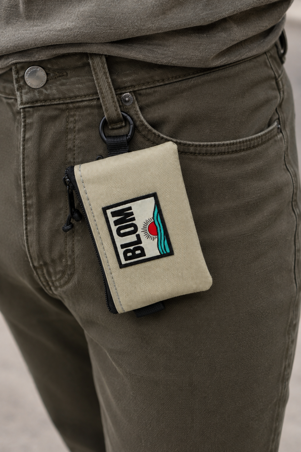 Zipped Link Beige