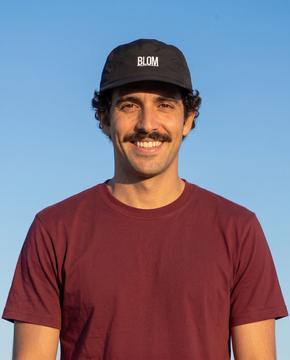 Gorra 5 Paneles Negra