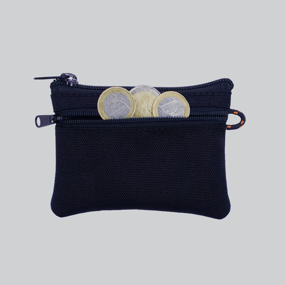 Zipped 2.0 Black